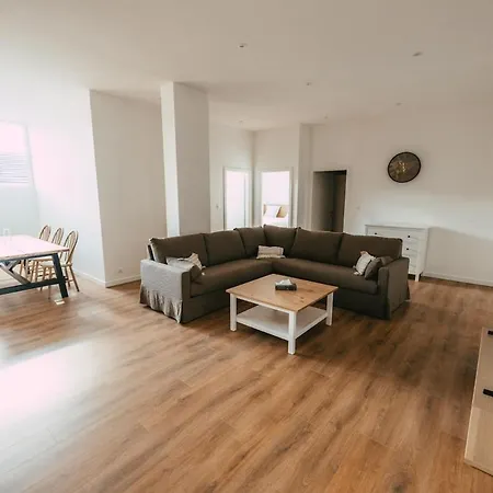 Moderne Et Equipe Confort * ゲブビレル