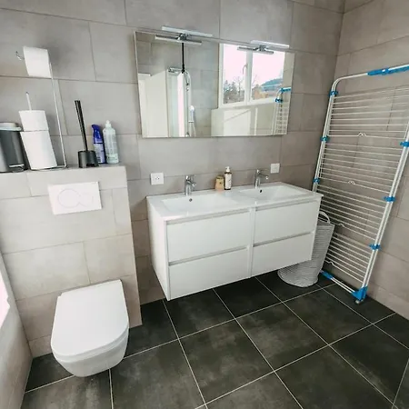 Moderne Et Equipe Confort